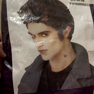 Halloween Wig, Love at First Bite, #Team Edward😍😍